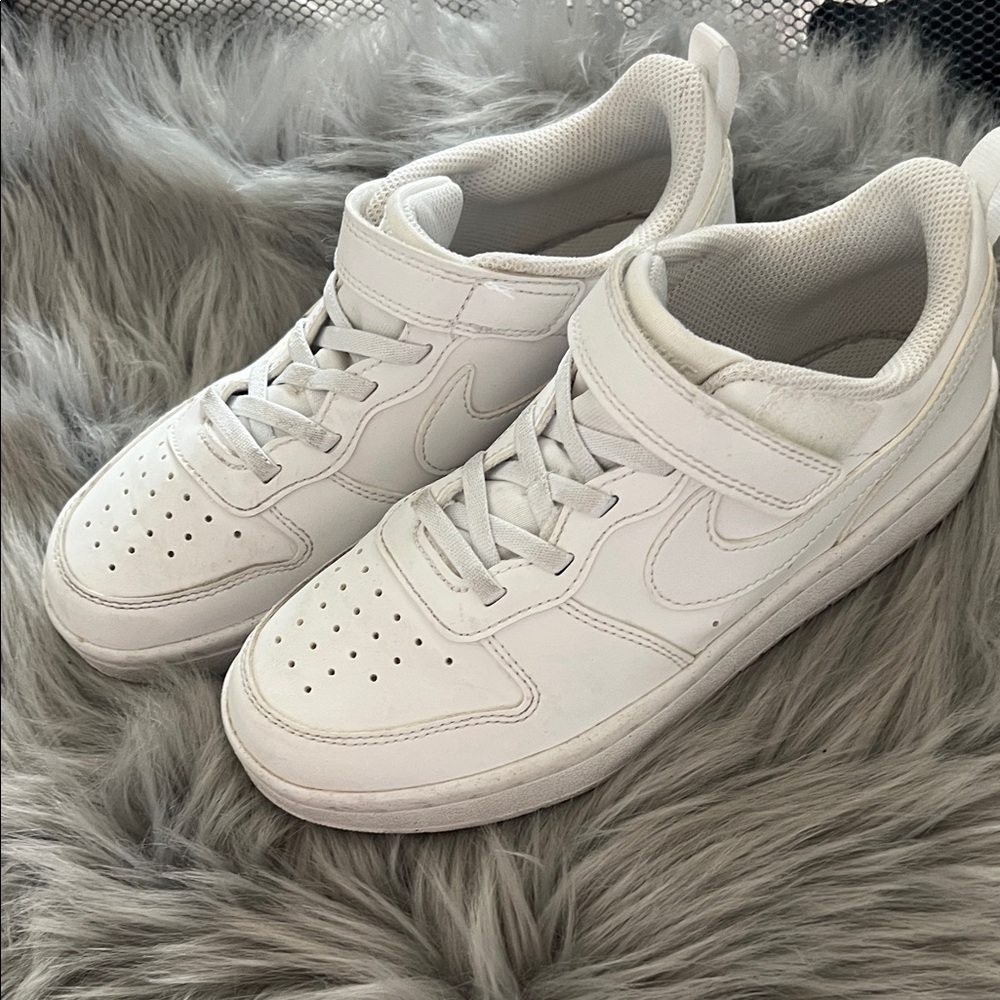EUC Nike Court Borough Low Recraft DV5457-106 Kids 2.5Y White Low Top Sneakers